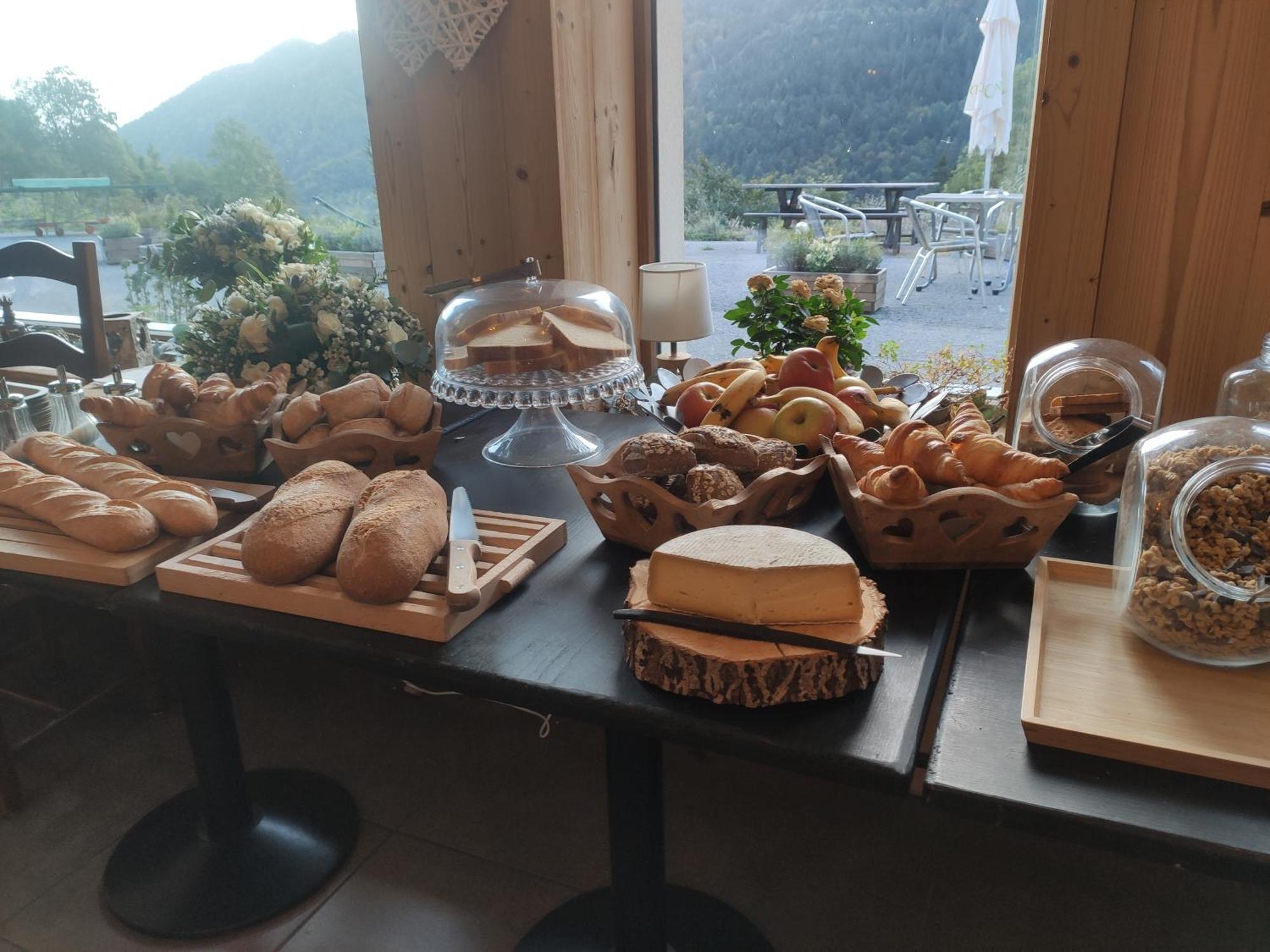 Les Chemins Du Leman Hotel Novel Luaran gambar